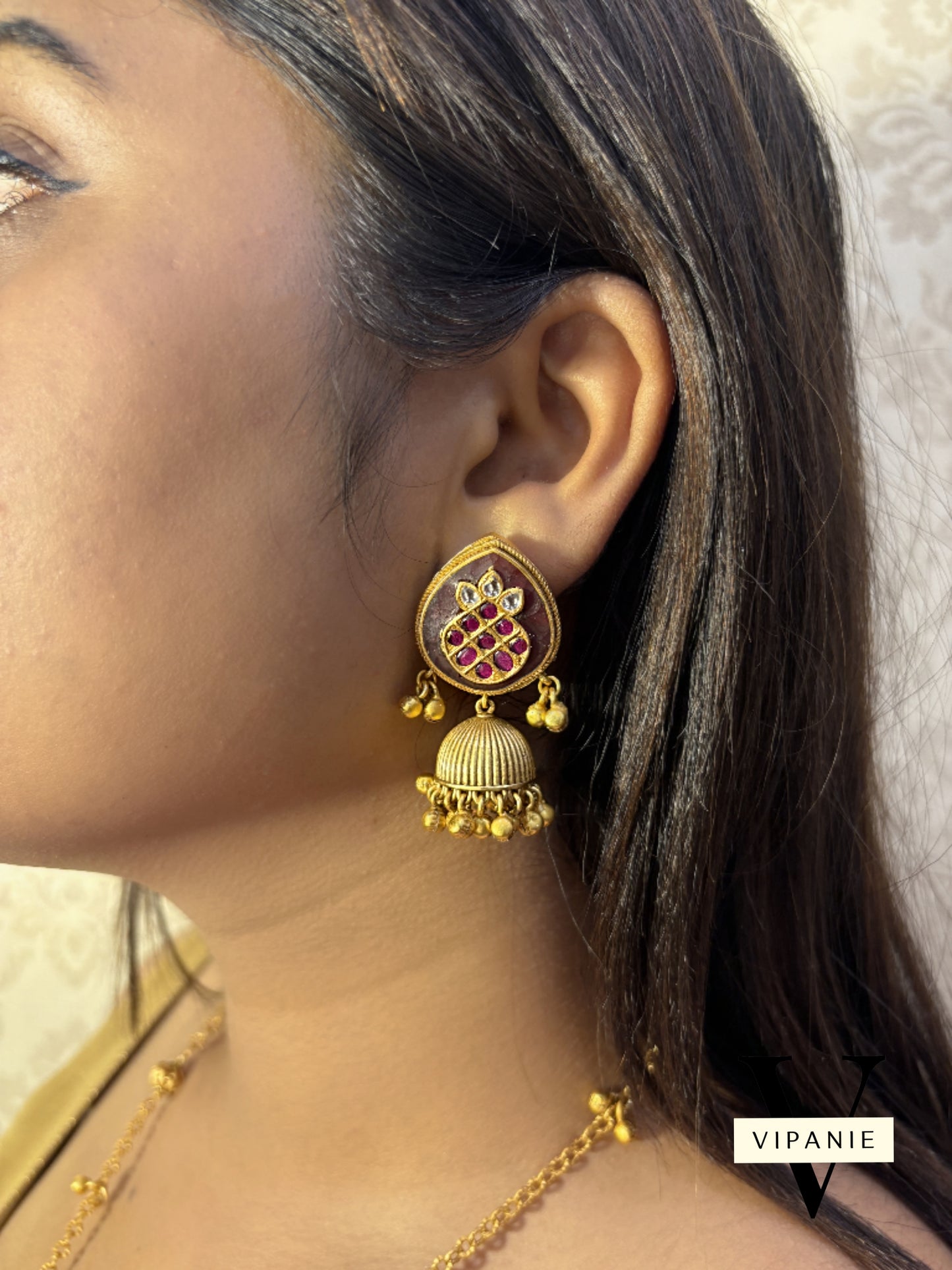Antique Necklace with Earrings-V1038