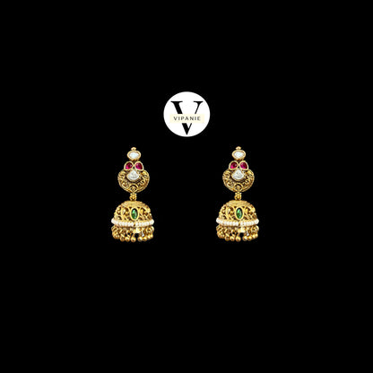 Antique White Pearl Necklace with Earrings- V1048